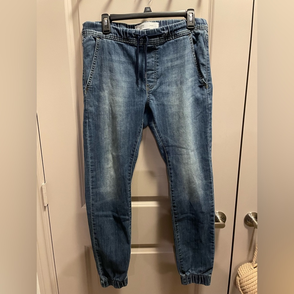 Levi’s Signature Jean Jogger